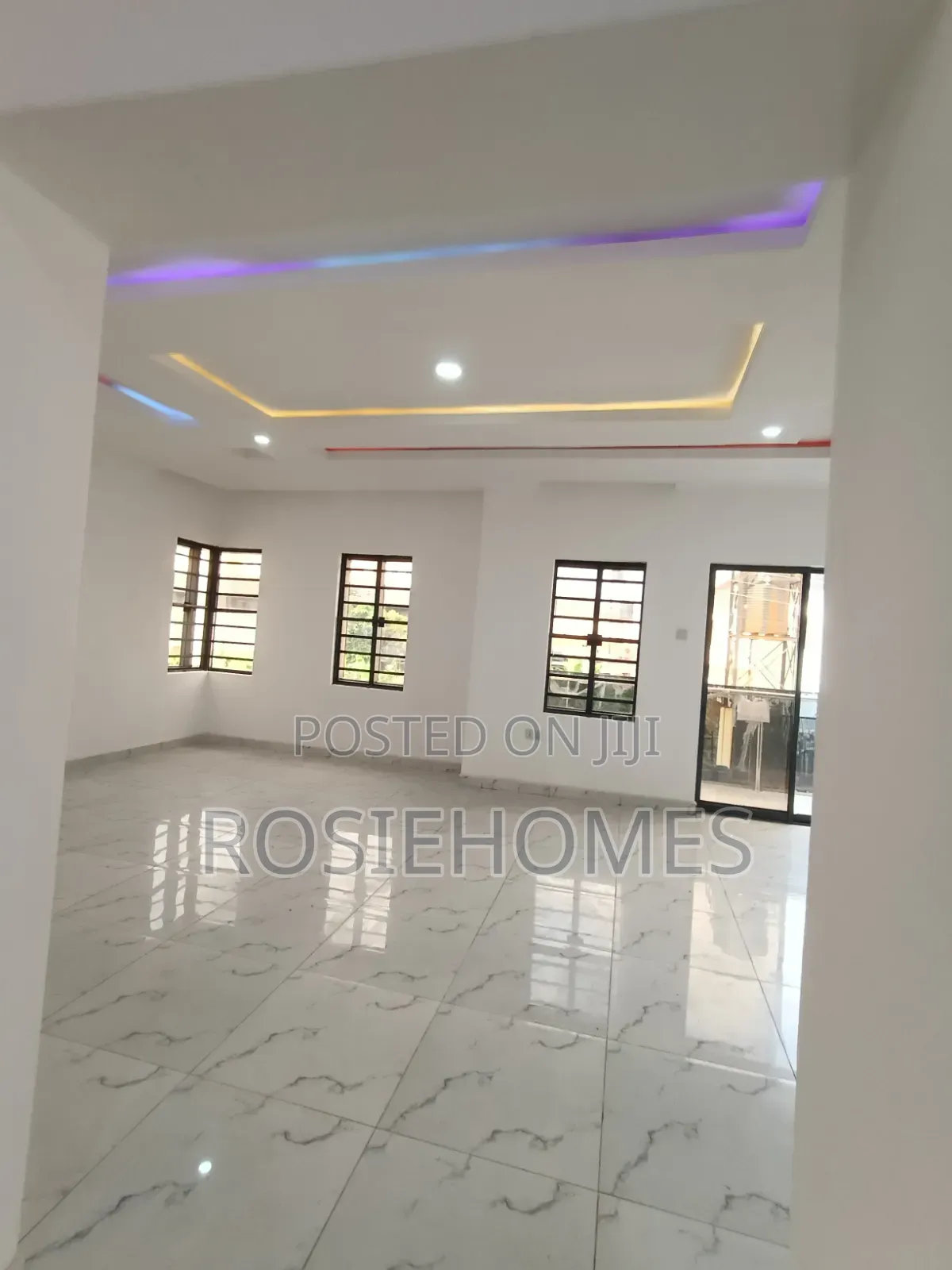 4bdrm Duplex in Metro Estate, Sangotedo for rent