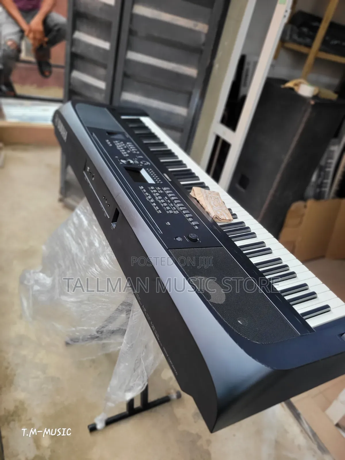 Yamaha DGX-670