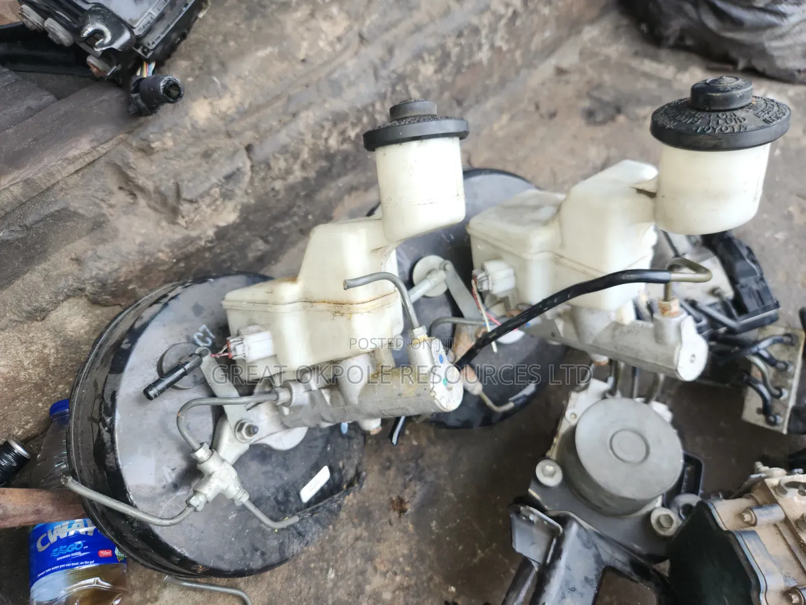 Toyota Corolla Master Cylinder and Booster 2003-2006
