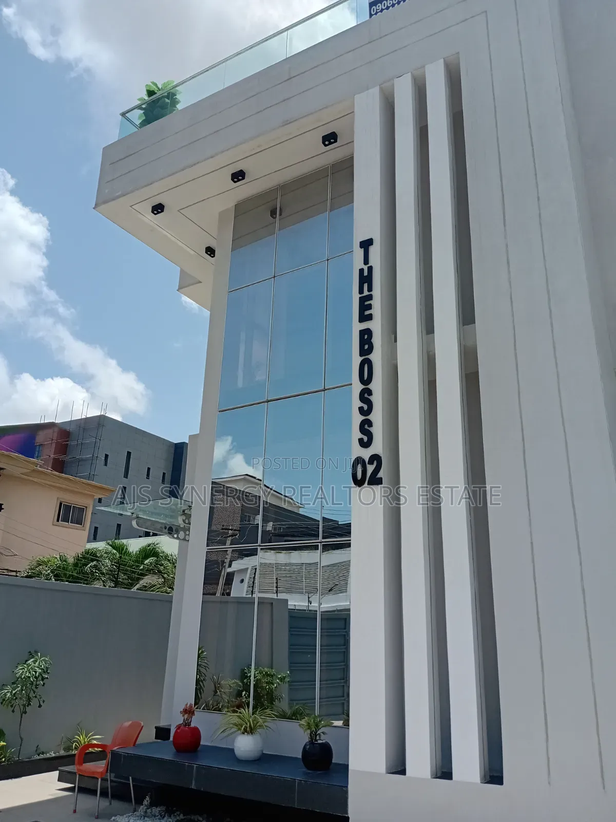 For Sale *5-Bedroom Fully Detached Duplex*