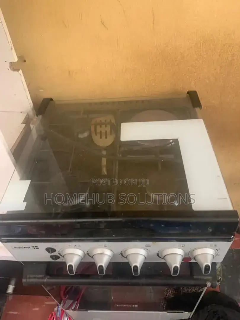 4 Burner Gas Cooker