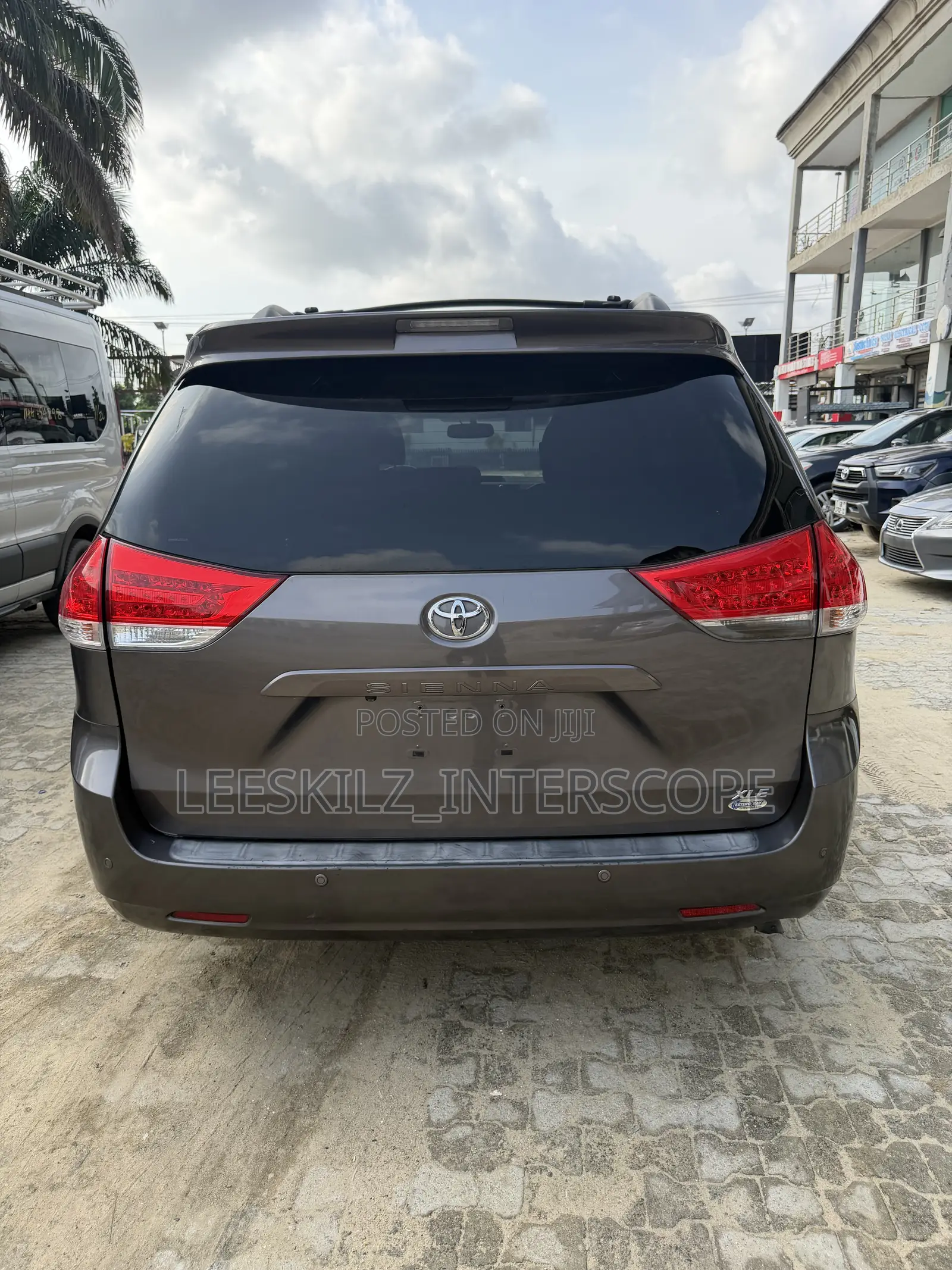 Toyota Sienna 2013 Gray