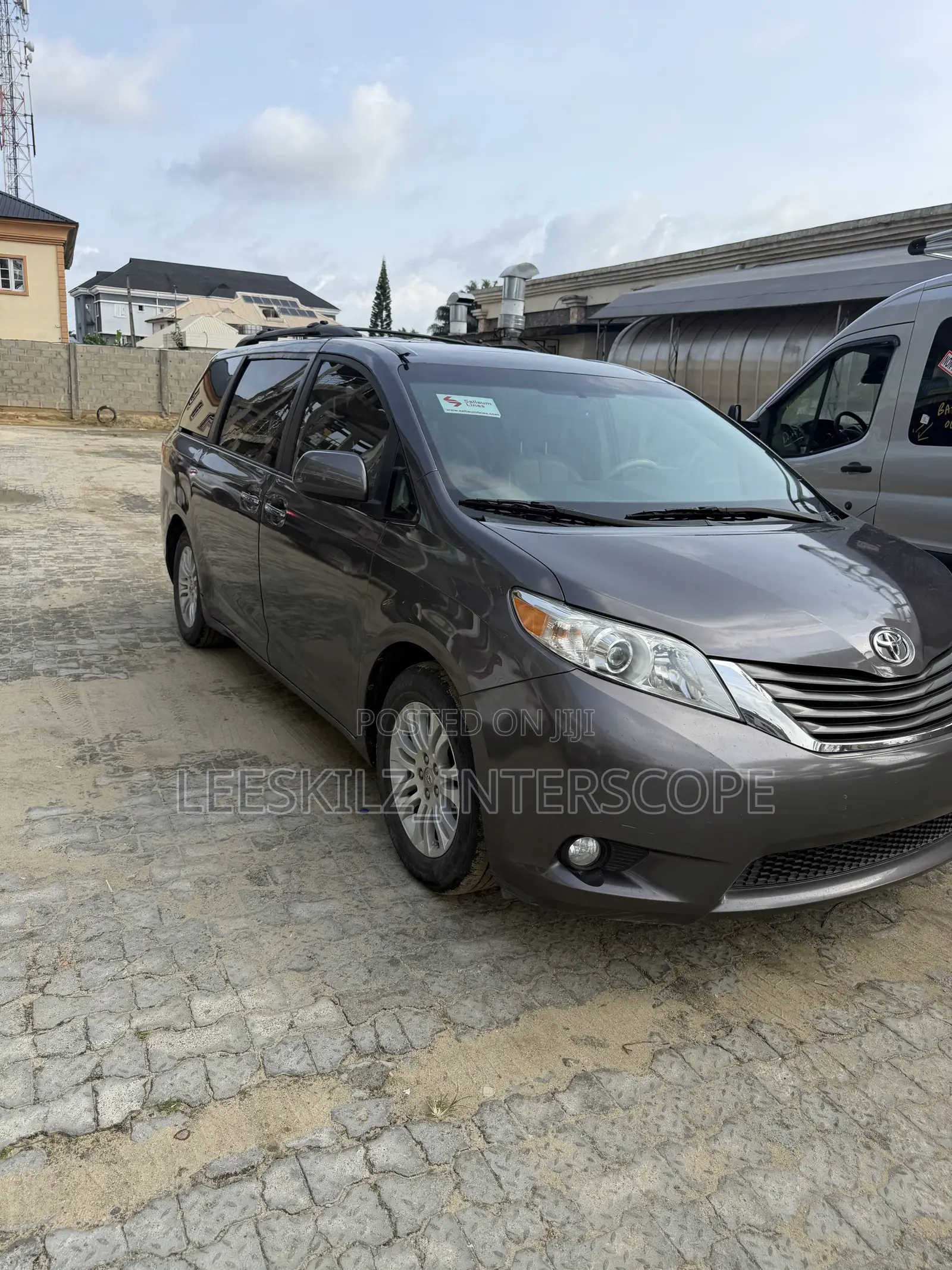 Toyota Sienna 2013 Gray