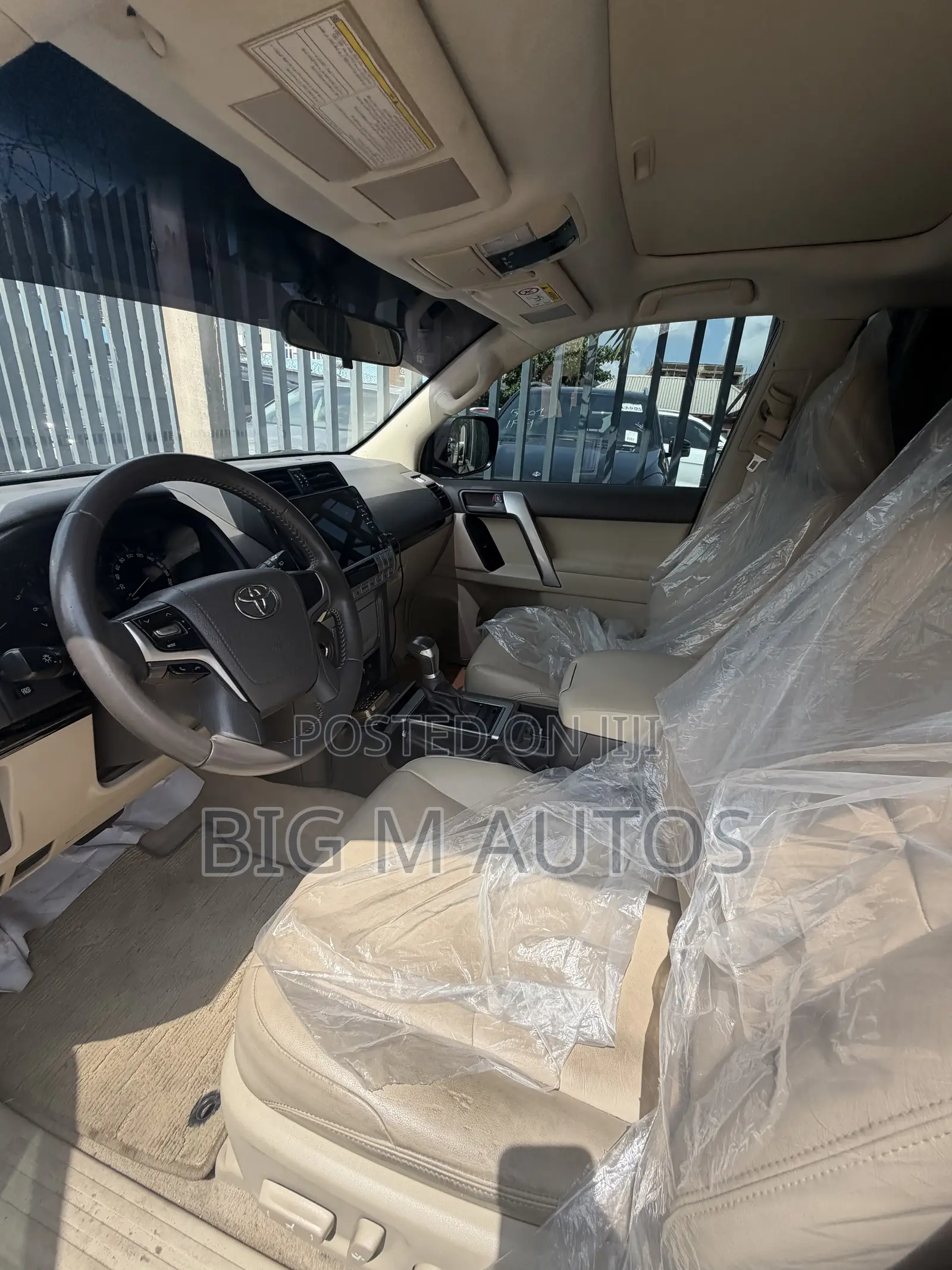 Toyota Land Cruiser Prado 2022 Black