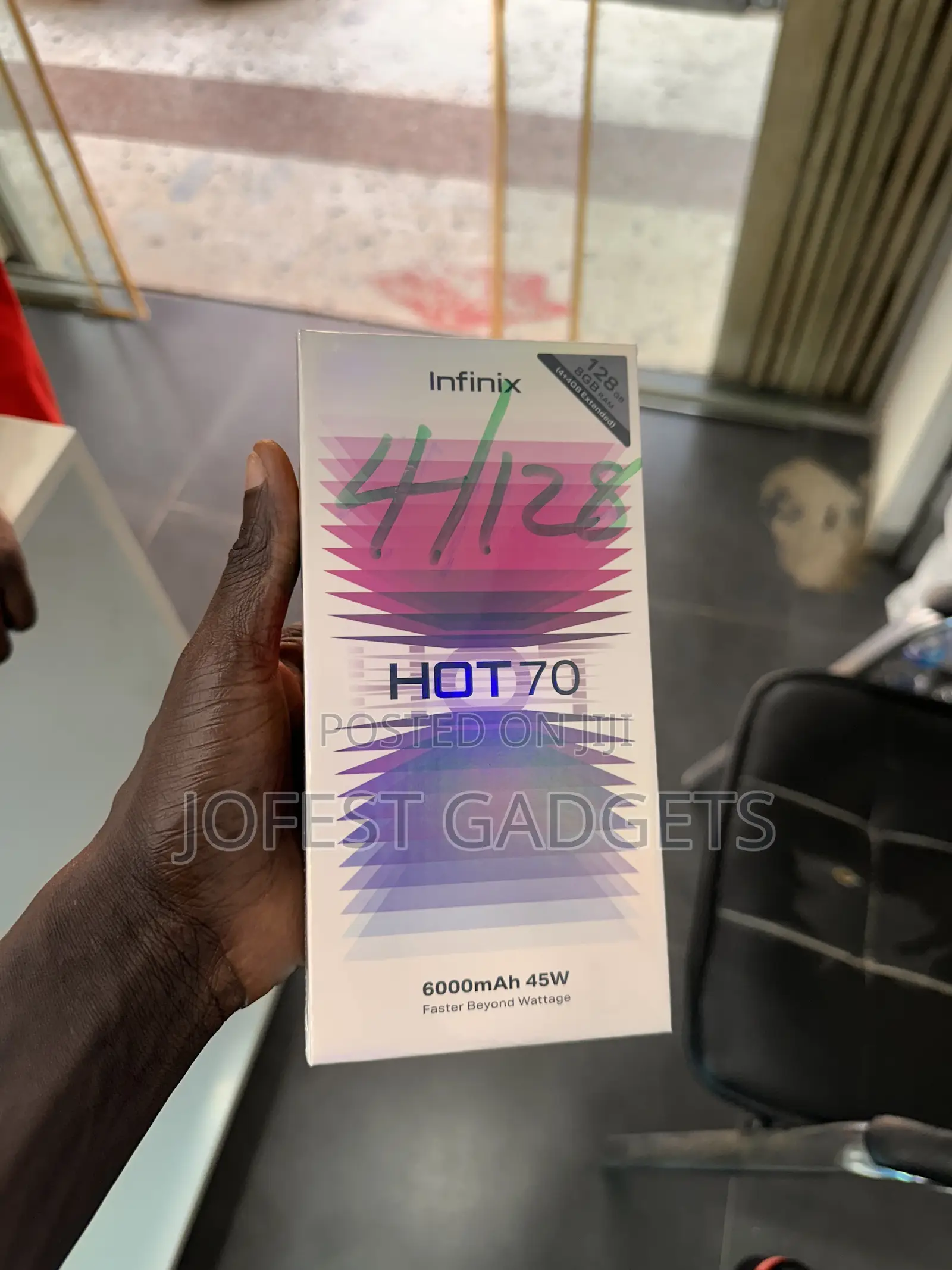 New Infinix Hot 70 128 GB Black