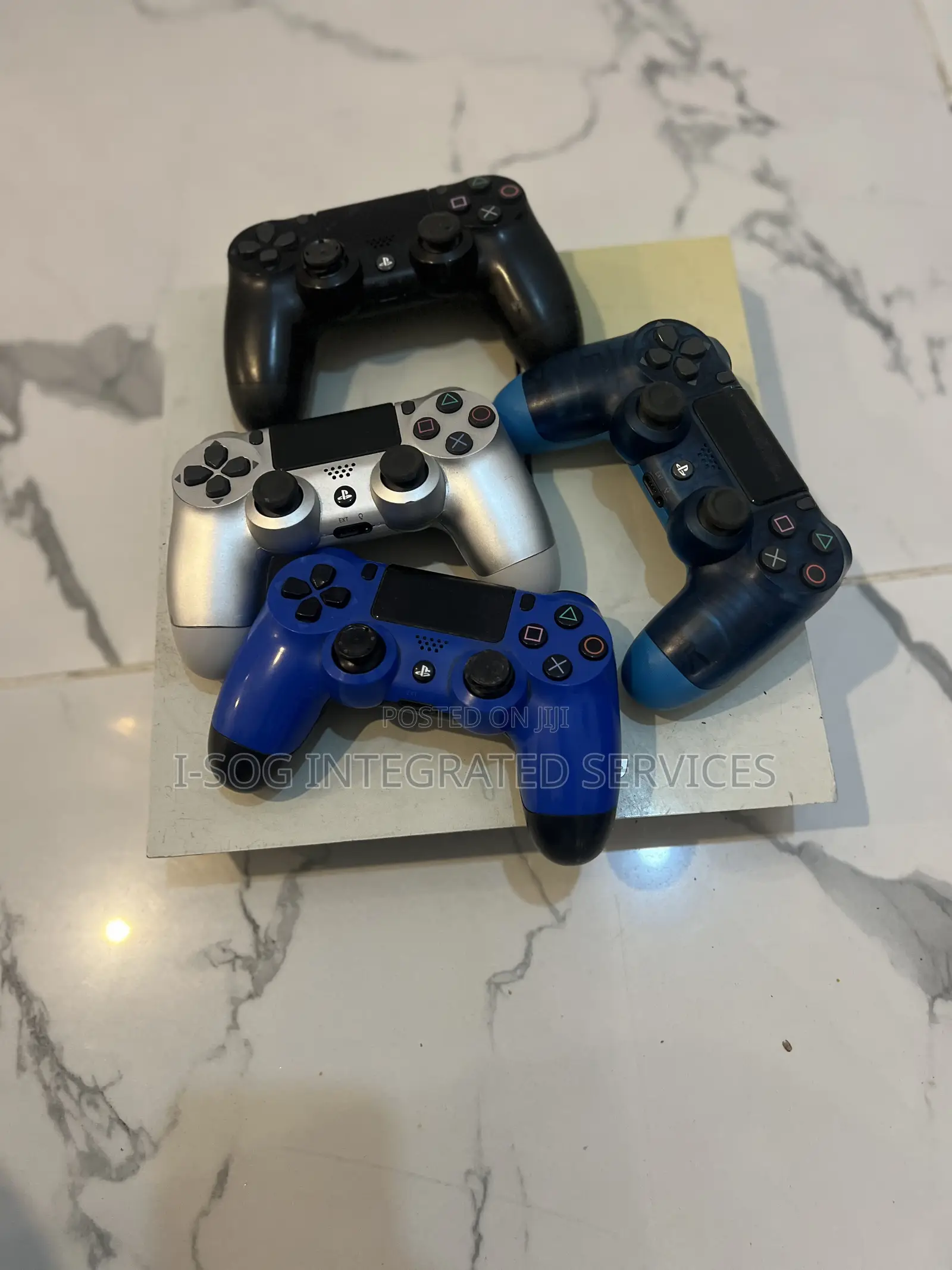 Play Station 4
