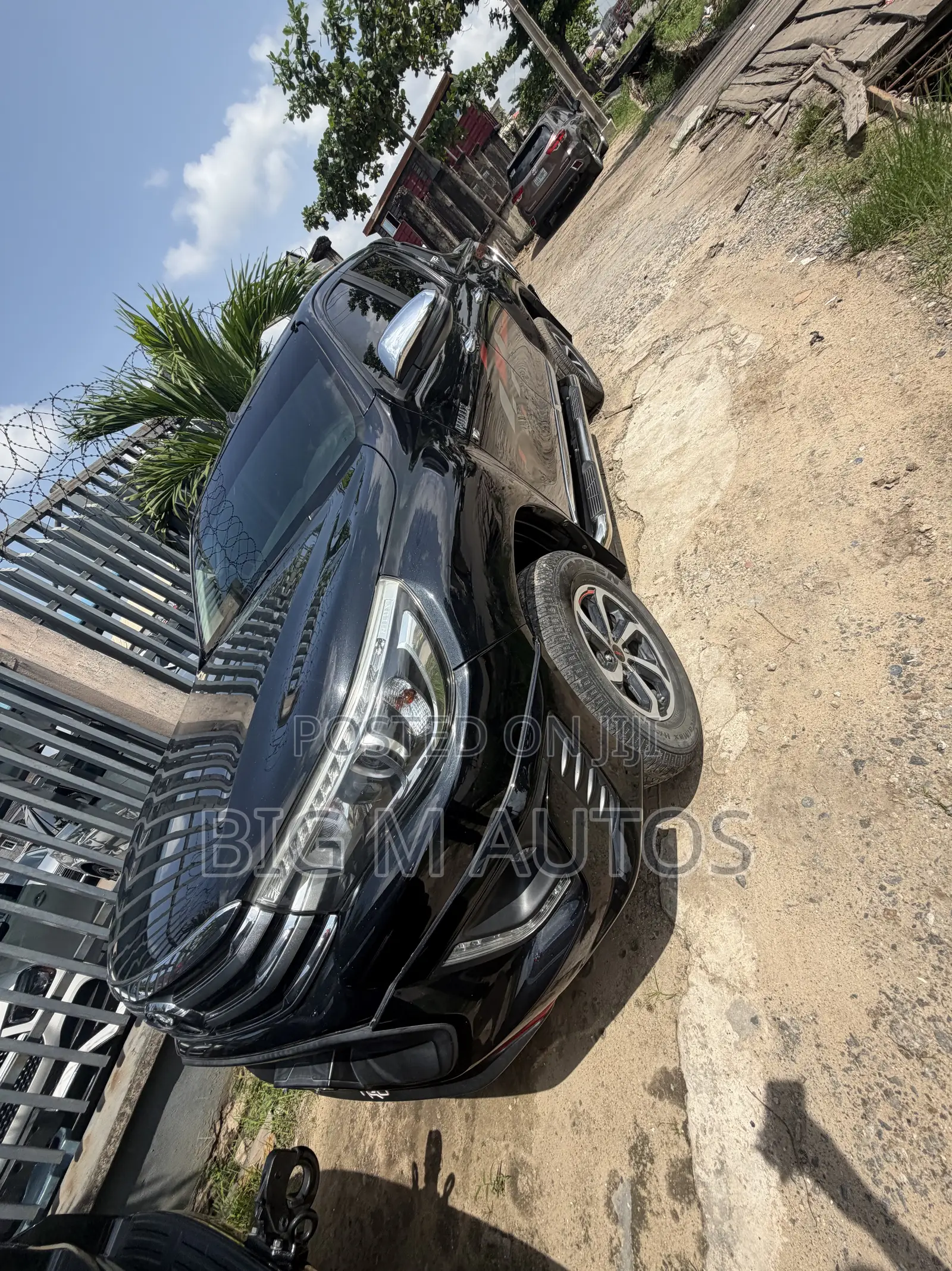 Toyota Hilux 2019 Black
