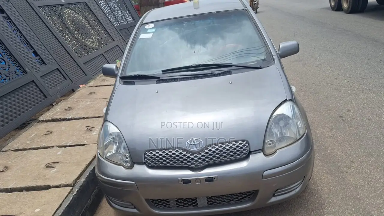 Toyota Yaris Verso 1.5 Sol 2005 Gray