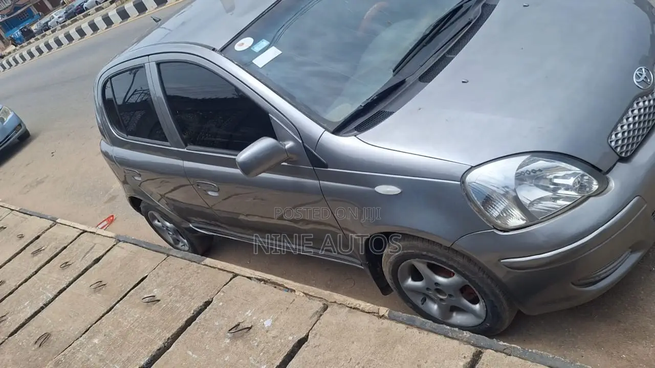 Toyota Yaris Verso 1.5 Sol 2005 Gray