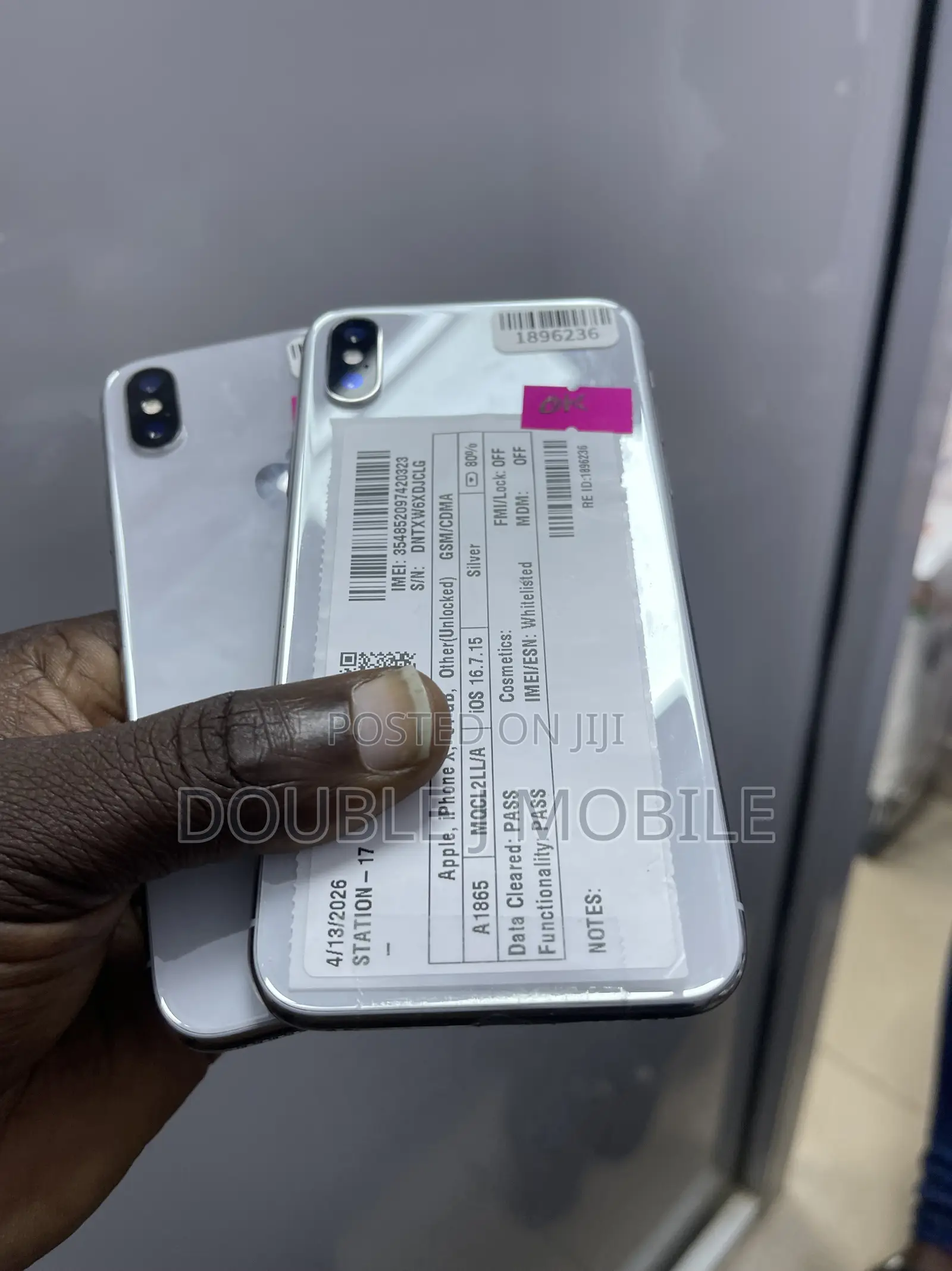 Apple iPhone X 64 GB White
