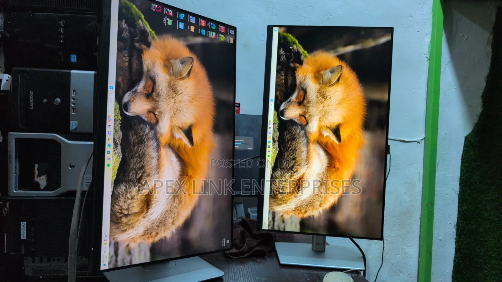 24 Inches Dell Frameless Ips Ultra Anti Glare Monitor , And With Usb-c