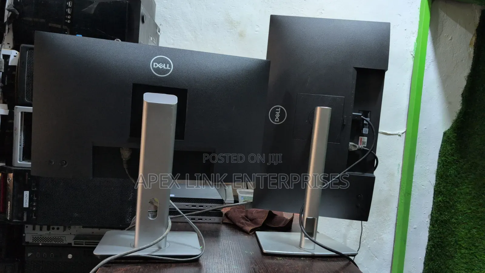 24 Inches Dell Frameless Ips Ultra Anti Glare Monitor , And With Usb-c