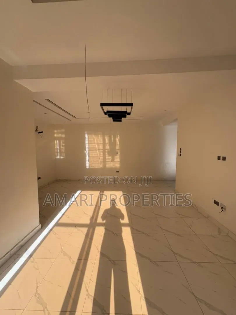 2bdrm Block of Flats in Citadel View Estate for rent
