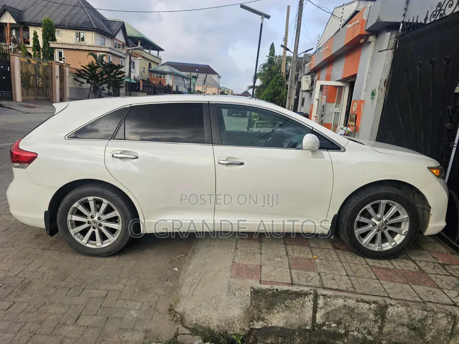 Toyota Venza AWD 2010 White