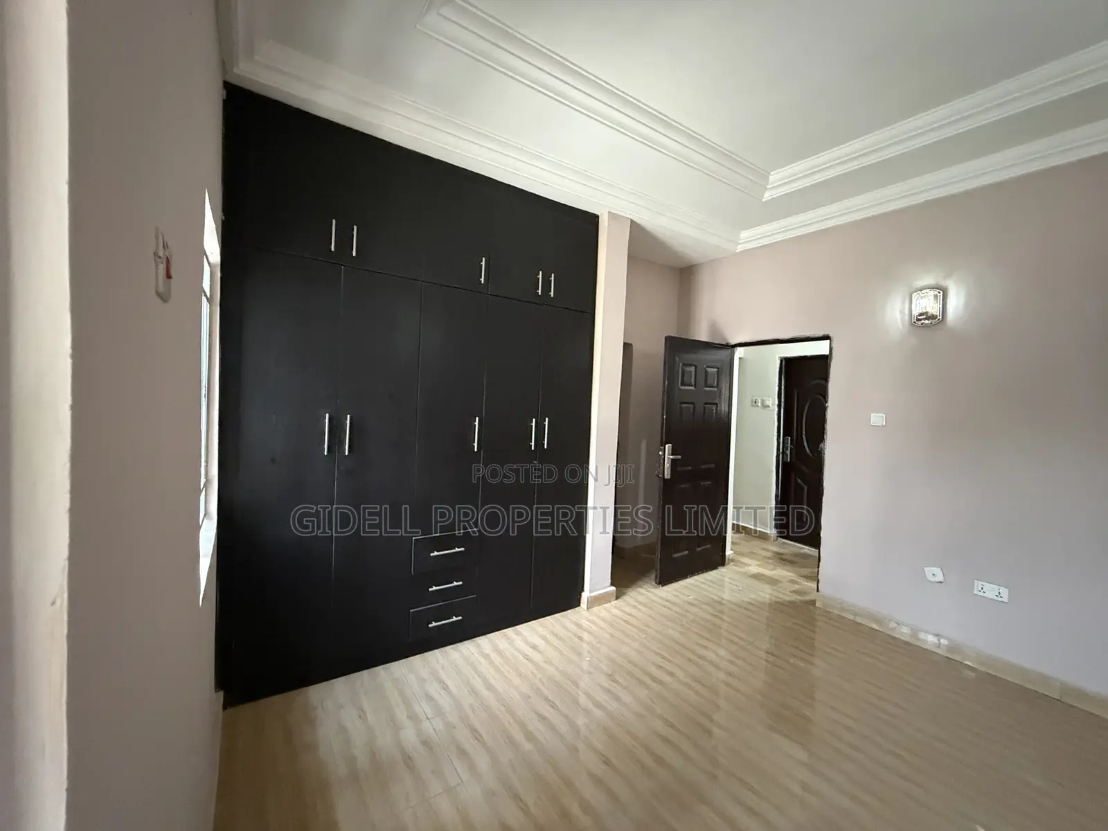 2bdrm Apartment in Wuse 2 for rent
