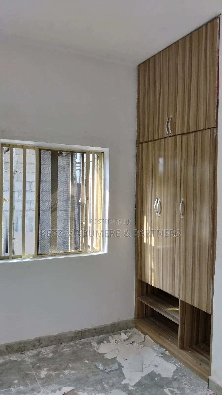 2bdrm Block of Flats in Rd 20 Sars Rd , With, Rumuahalu for rent