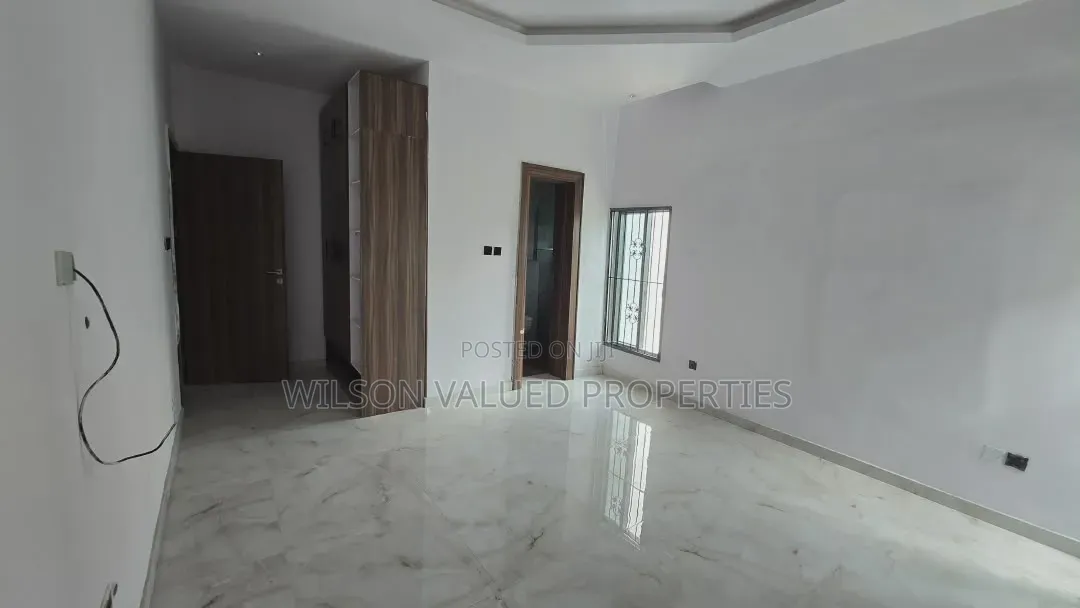 Furnished 6bdrm Mansion in Pinnock Beach Estate, Lekki Phase 1 for sale