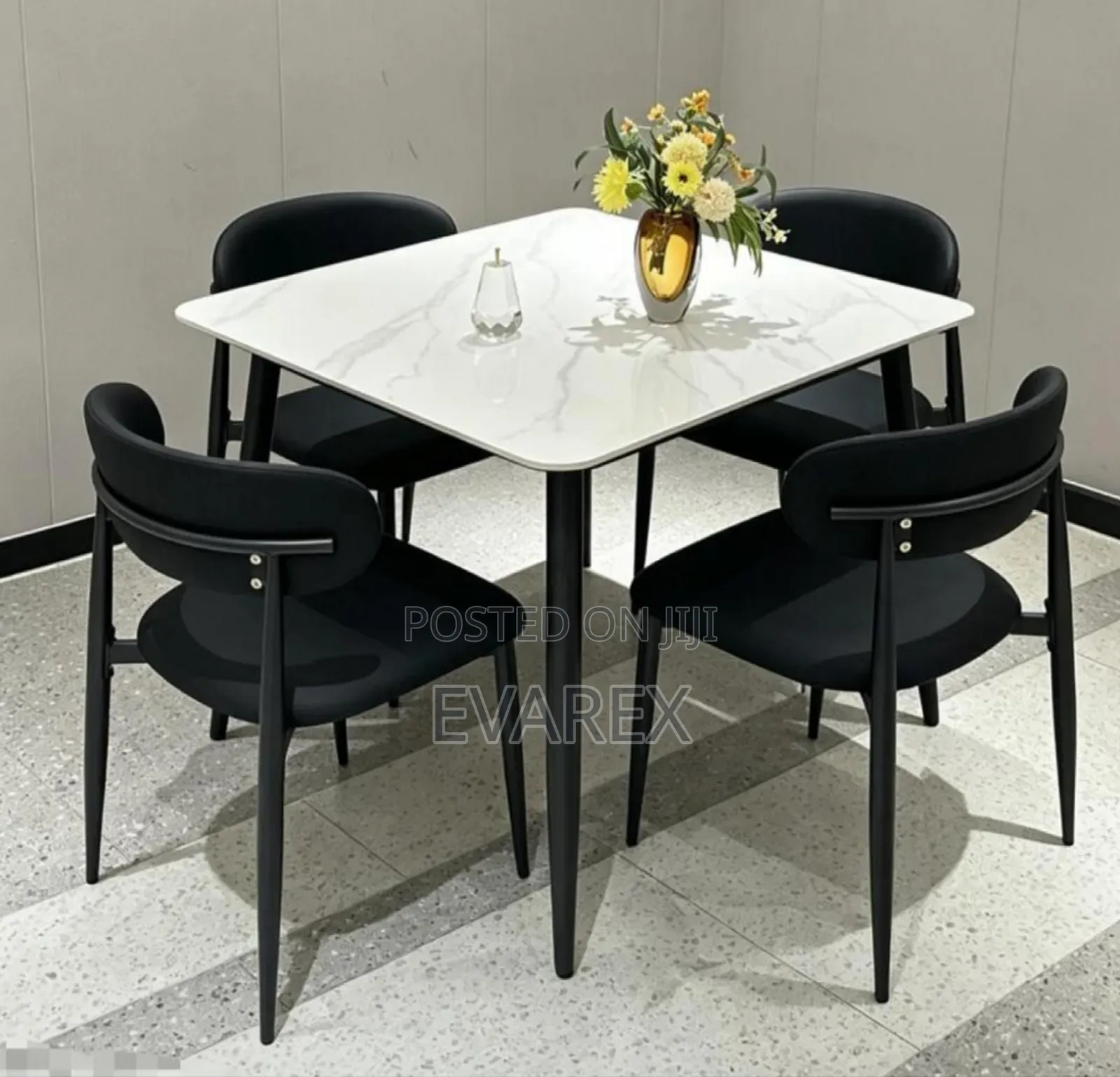 Quality Dining Set of 4 Chairs With Table