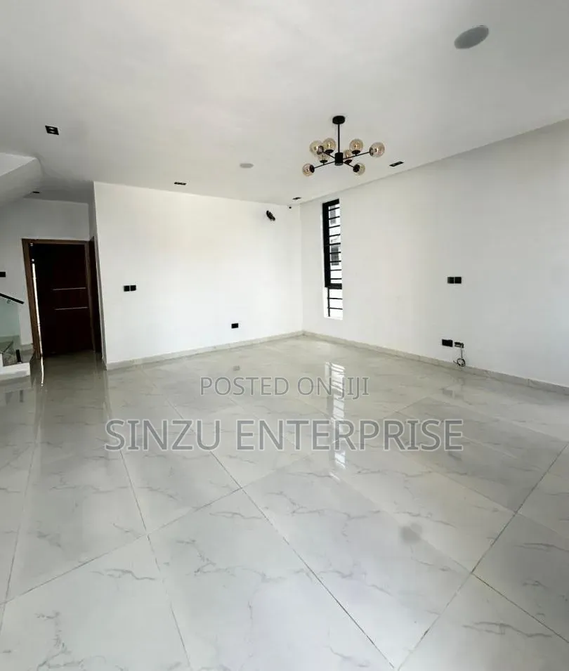 Furnished 1bdrm Apartment in Chevron for rent