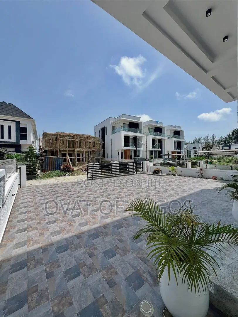 5bdrm Duplex in Megamound Estate, Ikota for sale
