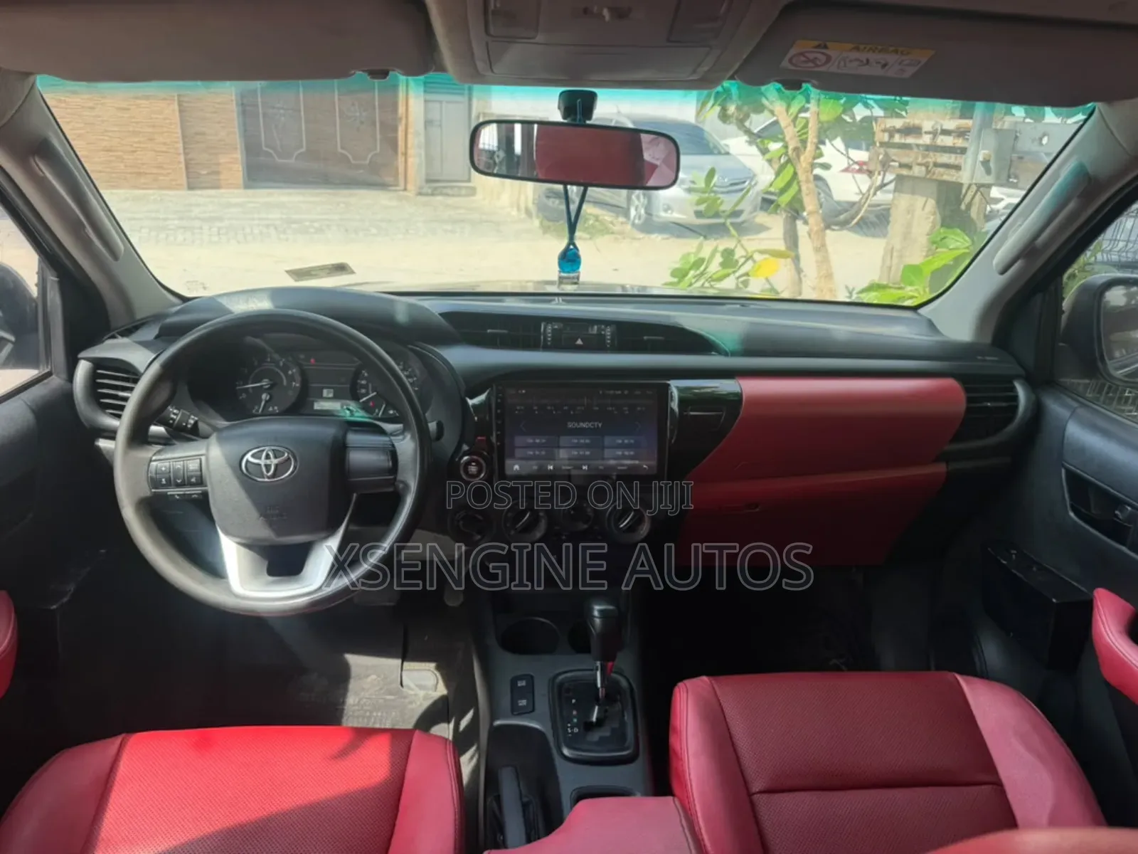 Toyota Hilux 2019 Black