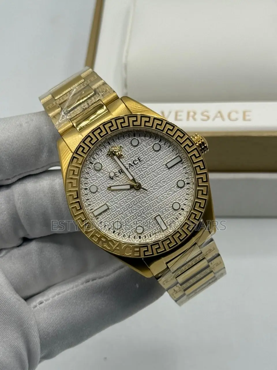 High Quality Luxury Veserace Chain Wristwatches