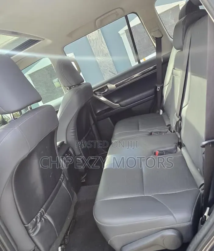 Lexus GX 460 Base 2019 Gray