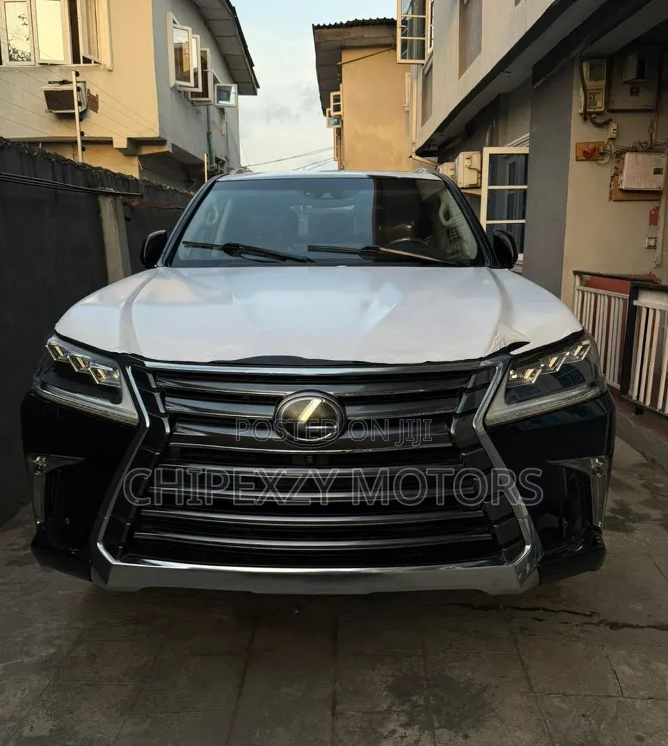 Lexus LX 570 (5 seats) AWD 2021 Black