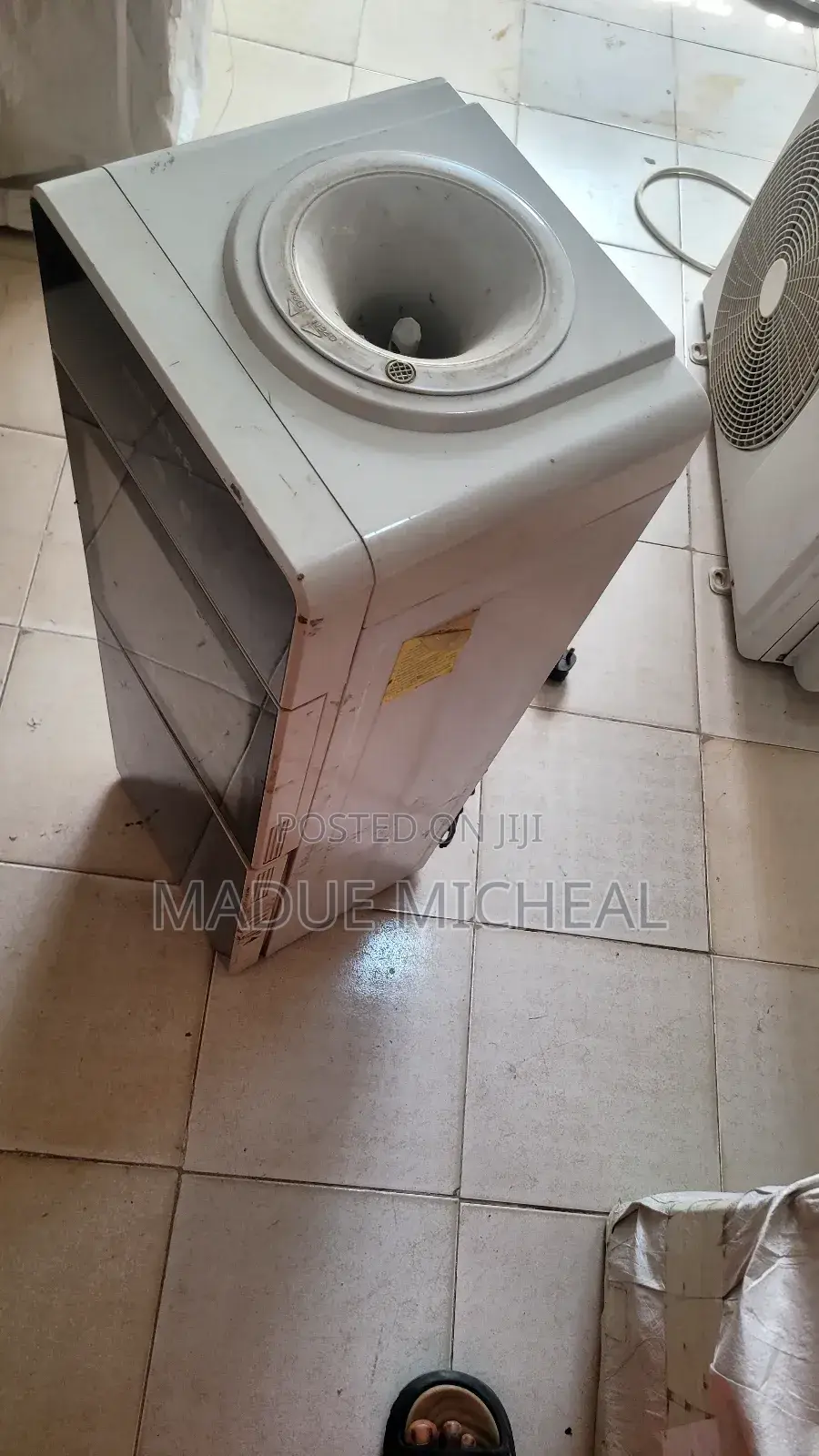 Water Dispenser