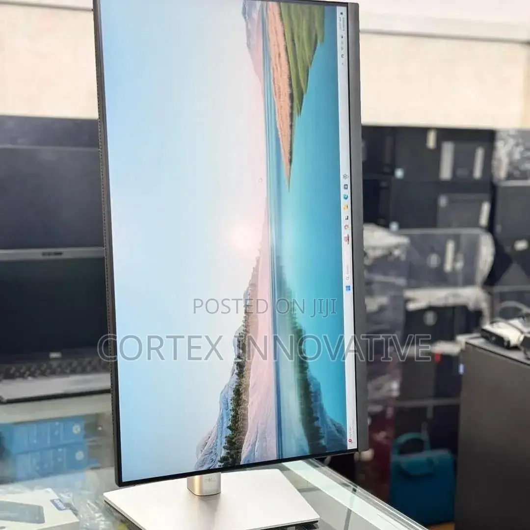 24 Inches Frameless Monitor 1080 P Type C