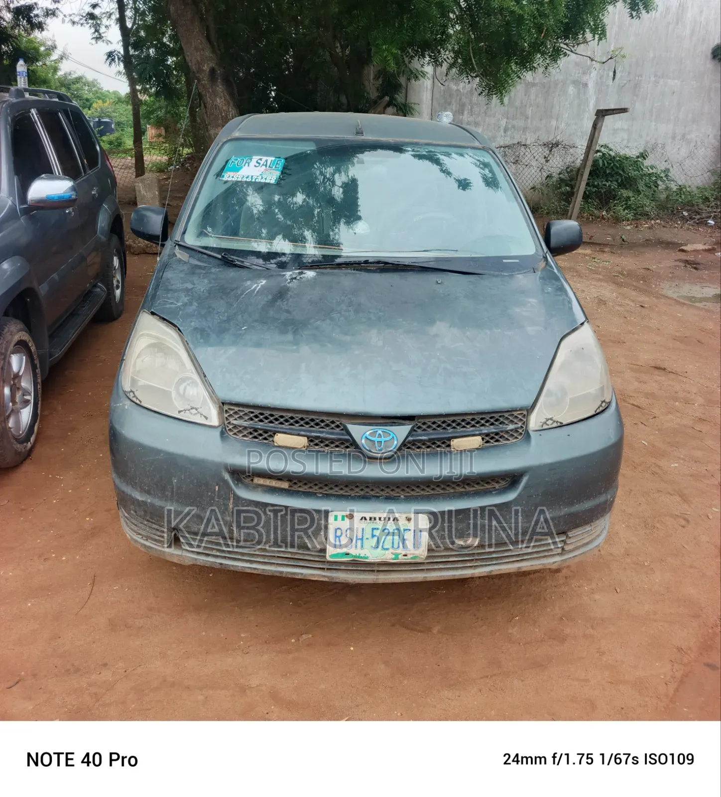 Toyota Sienna 2005 Gray