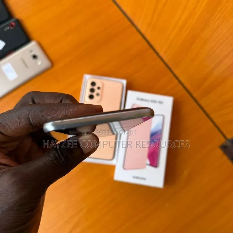 Samsung Galaxy J5 16 GB