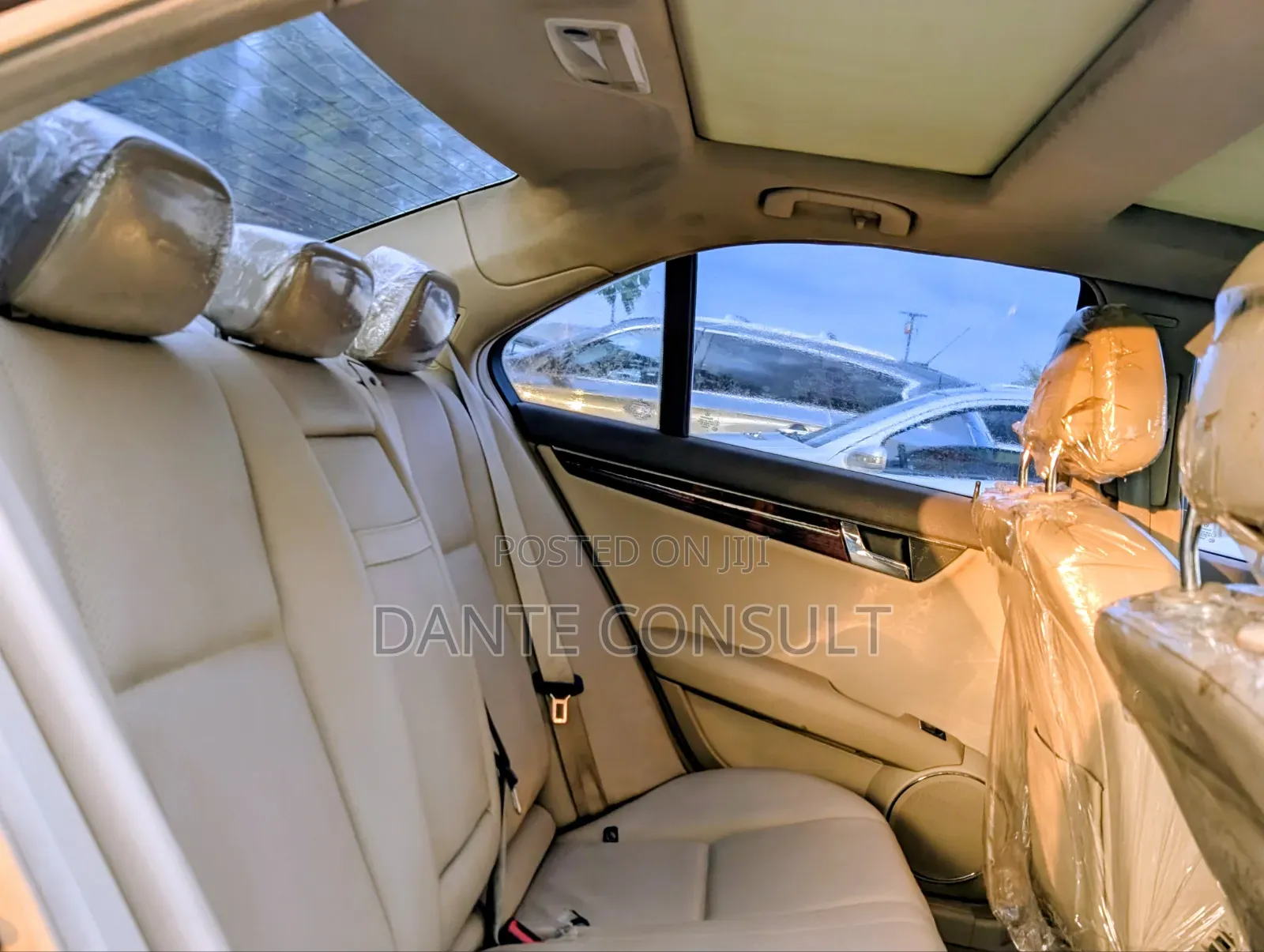 Mercedes-Benz C300 Luxury 4Matic Sedan AWD (3.0L 6cyl 7A) 2010 Black
