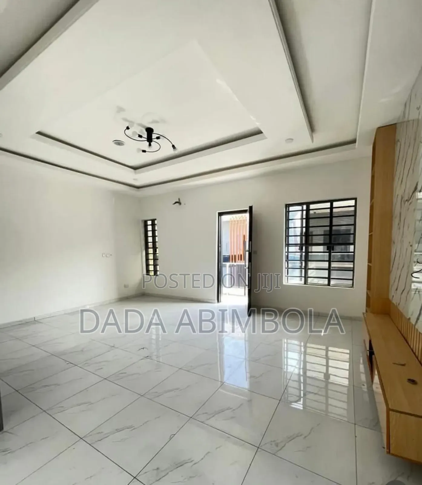 5bdrm Duplex in Ikate for sale