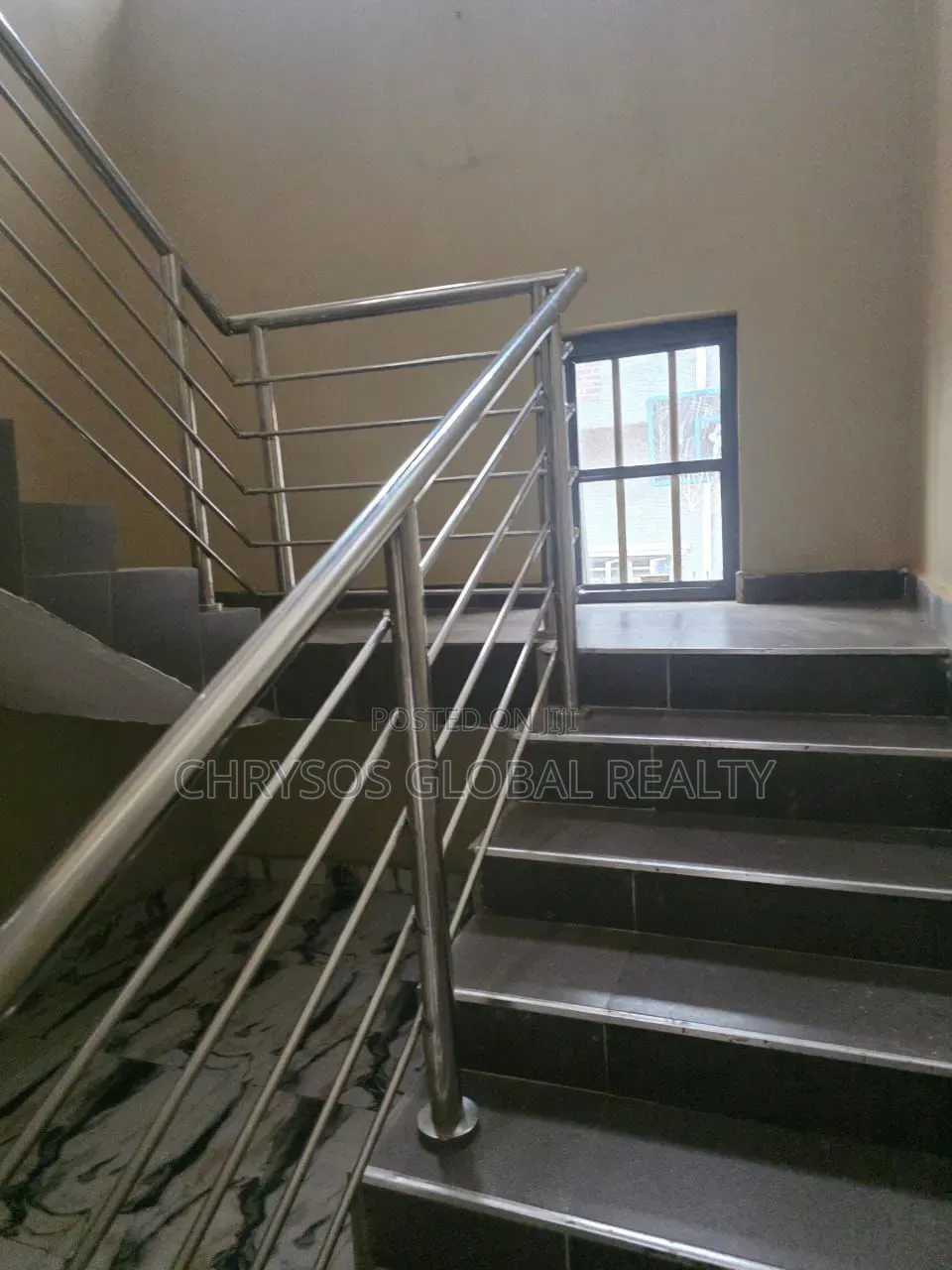 3bdrm Duplex in Carlton Gate Estate, for rent