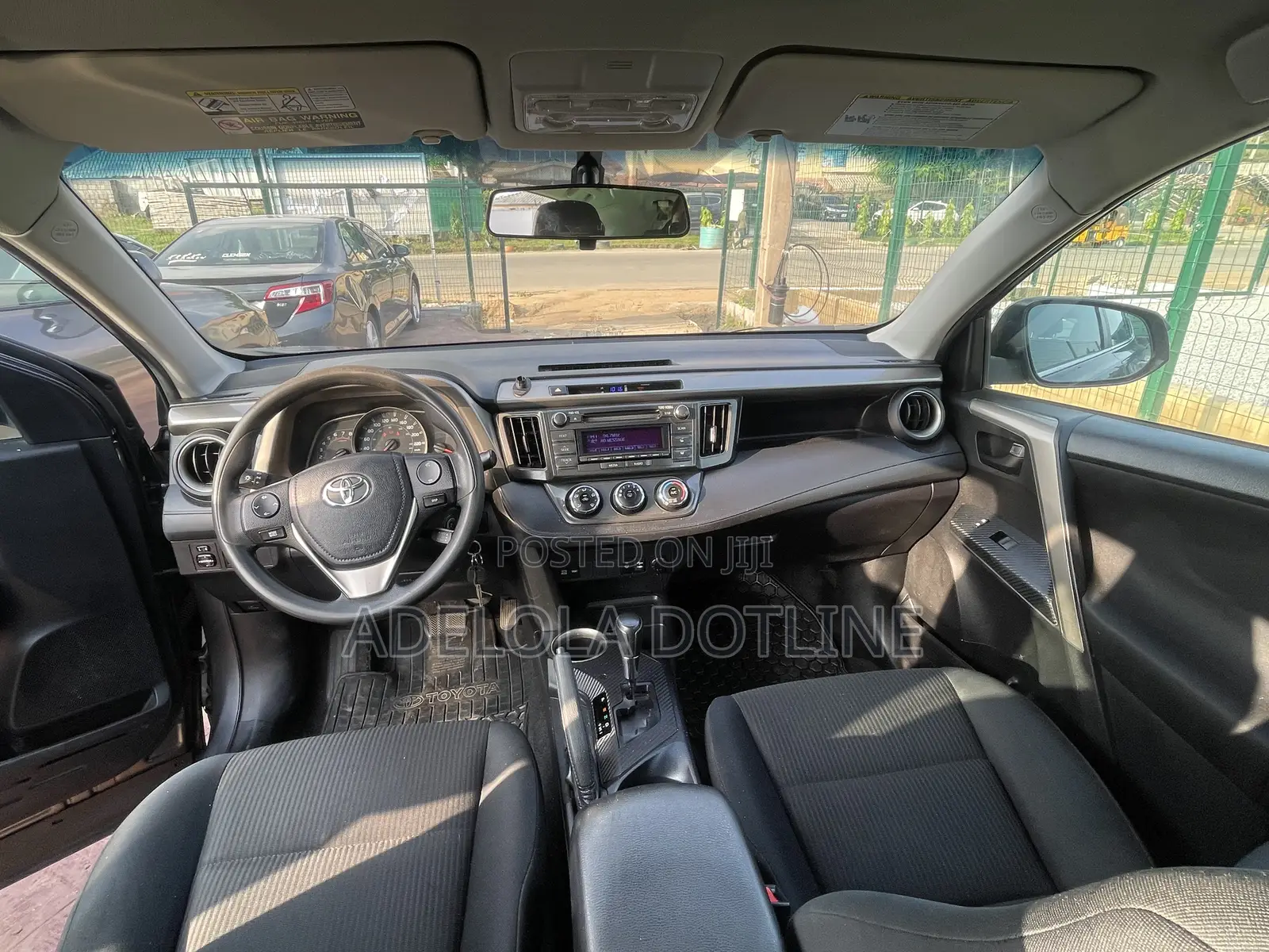 Toyota RAV4 LE 4dr SUV AWD (2.5L 4cyl 6A) 2015 Gray