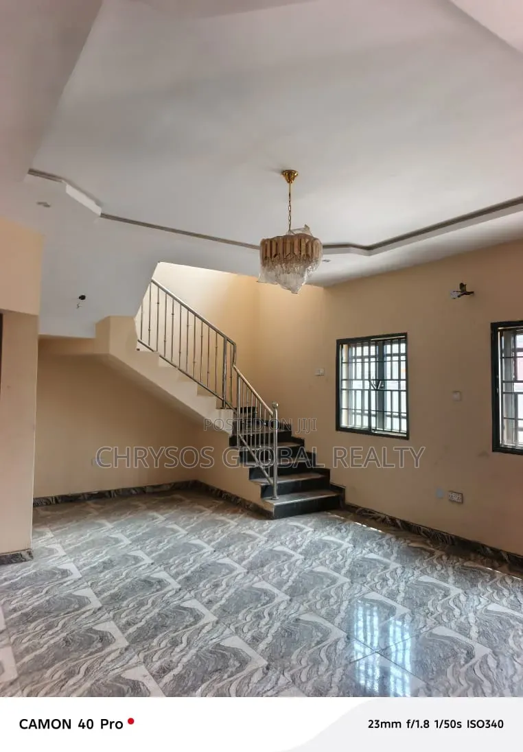 4bdrm Duplex in Okebadan Estate for rent