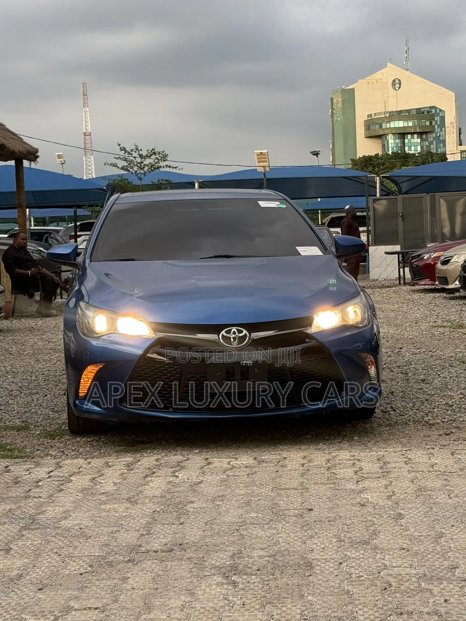 Toyota Camry SE w/Special Edition Pkg (2.5L 4cyl 6A) 2016 Blue