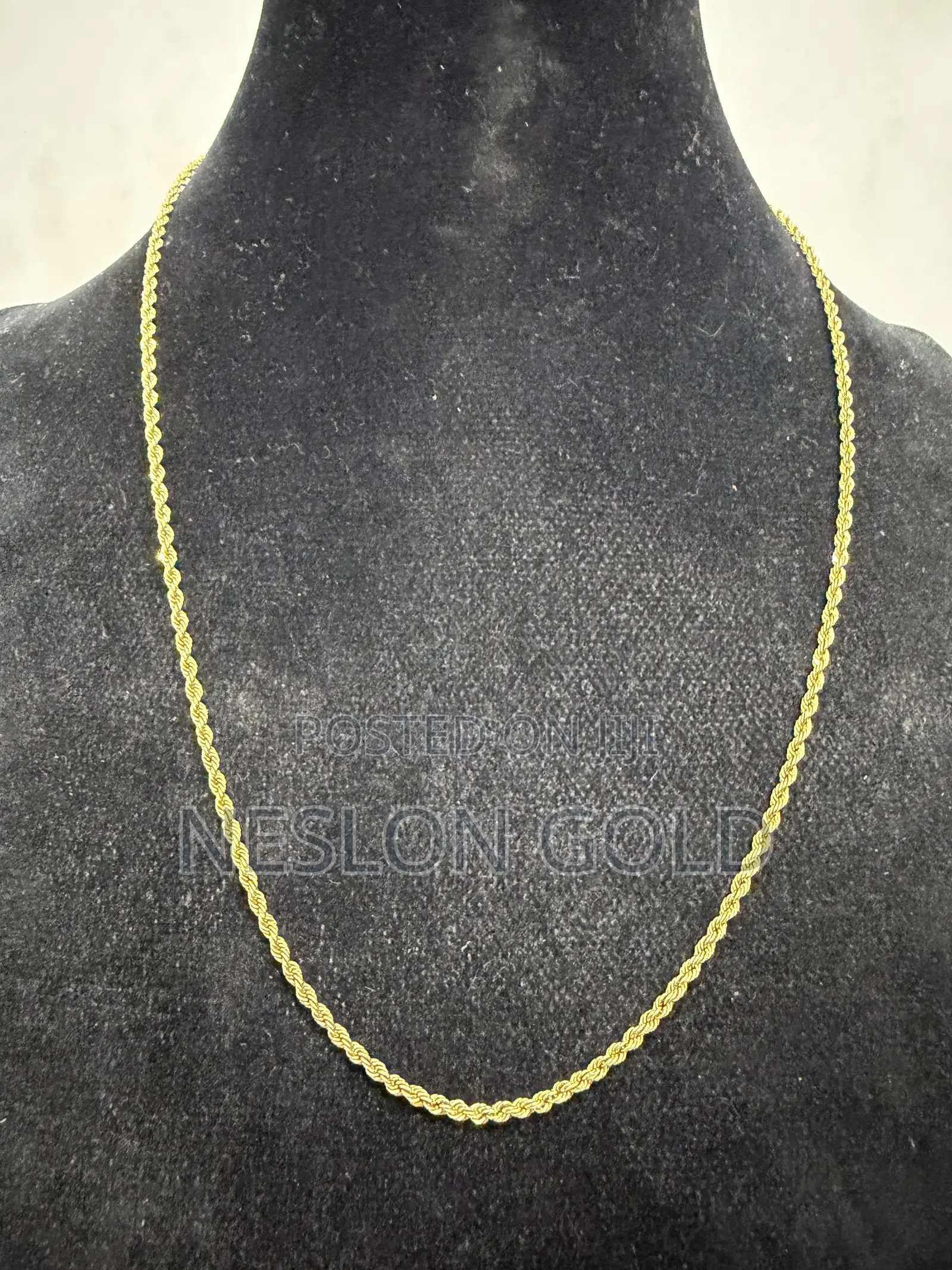 Italy 750 Tested 18karat Gold Necklace Diamond Cut Design
