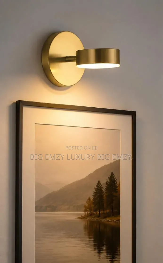 180 Adjustable Mirror Wall Lamp.