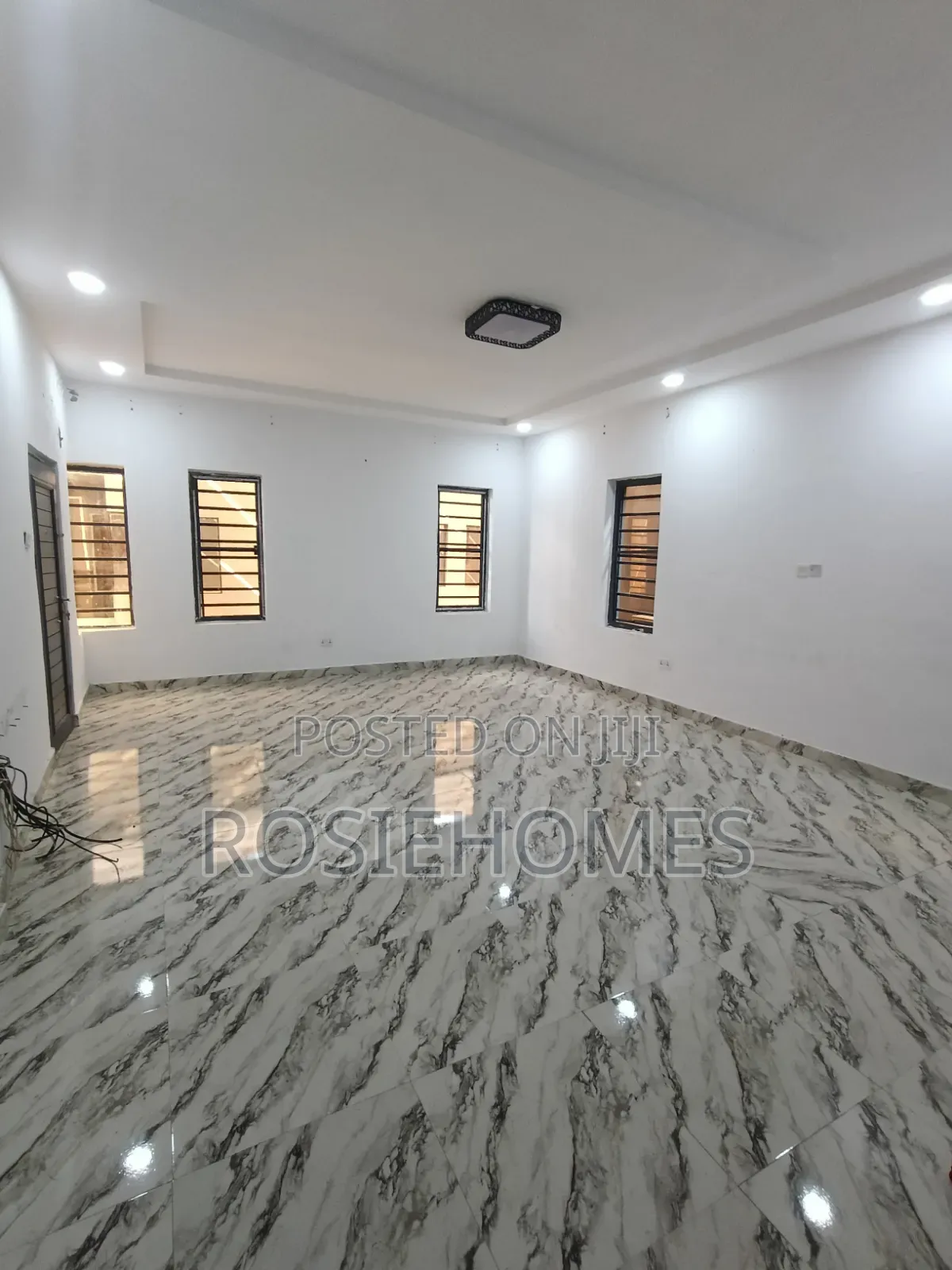 4bdrm Duplex in Lights Estate, Sangotedo for rent