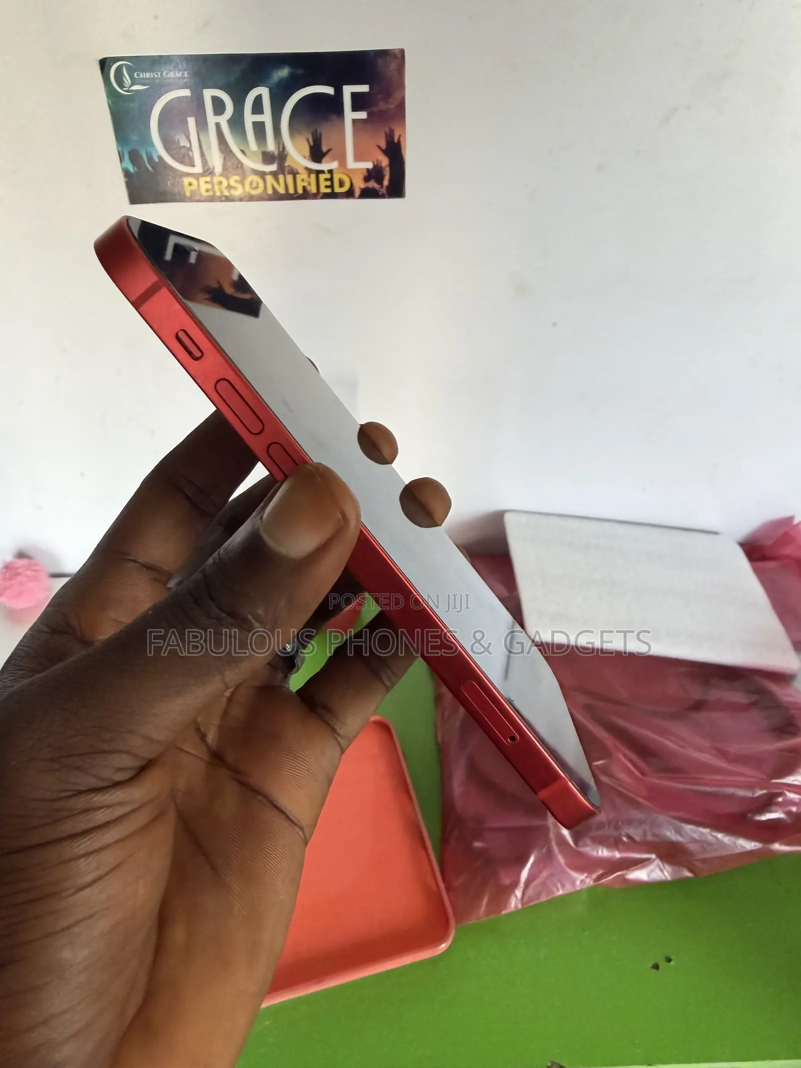 Apple iPhone 12 64 GB Red