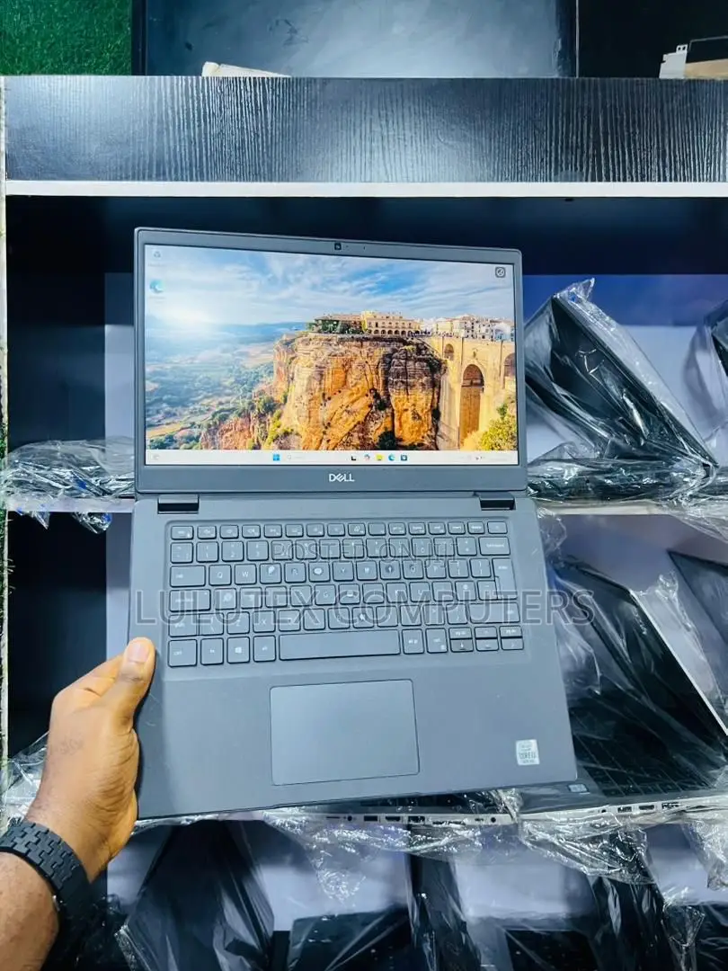 Laptop Dell Latitude 5410 8GB Intel Core i3 SSD 256GB