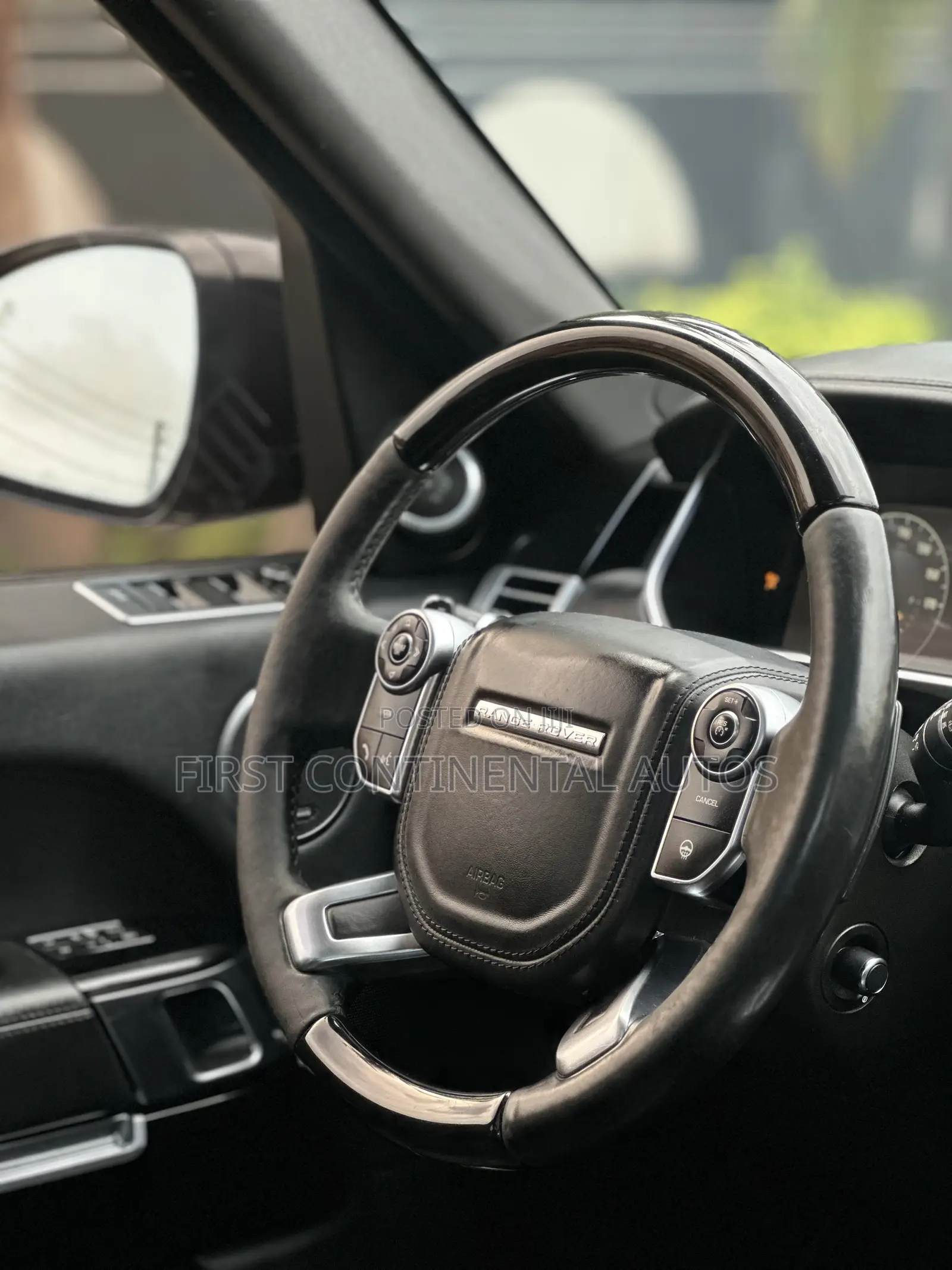 Land Rover Range Rover Vogue 2017 Black