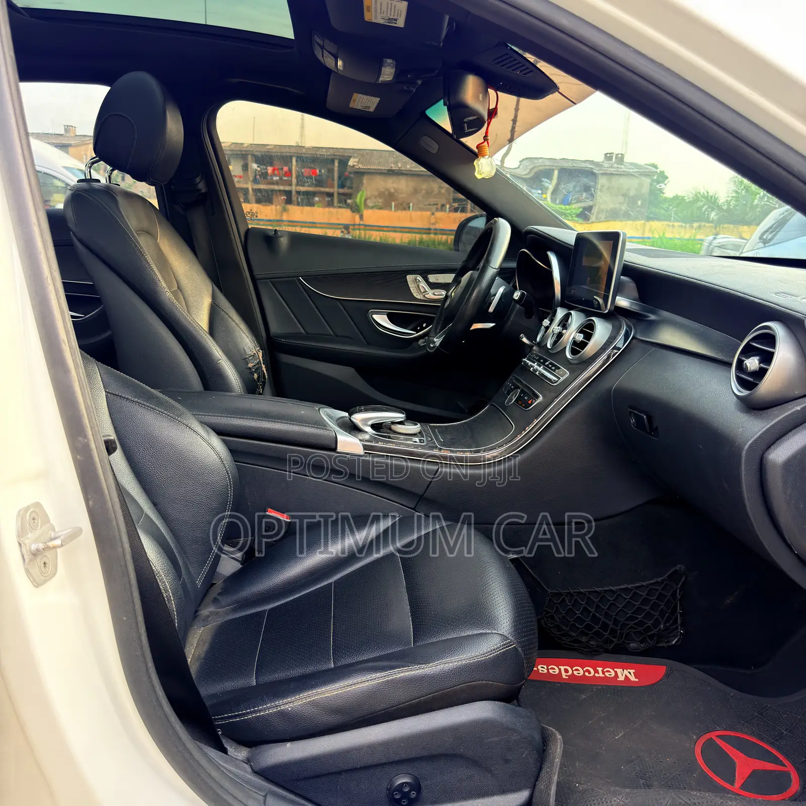 Mercedes-Benz C300 2015 White