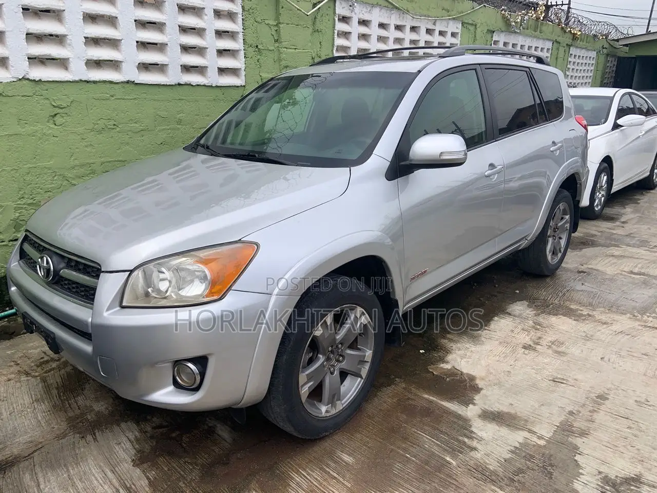 Toyota RAV4 2.5 2010 Silver
