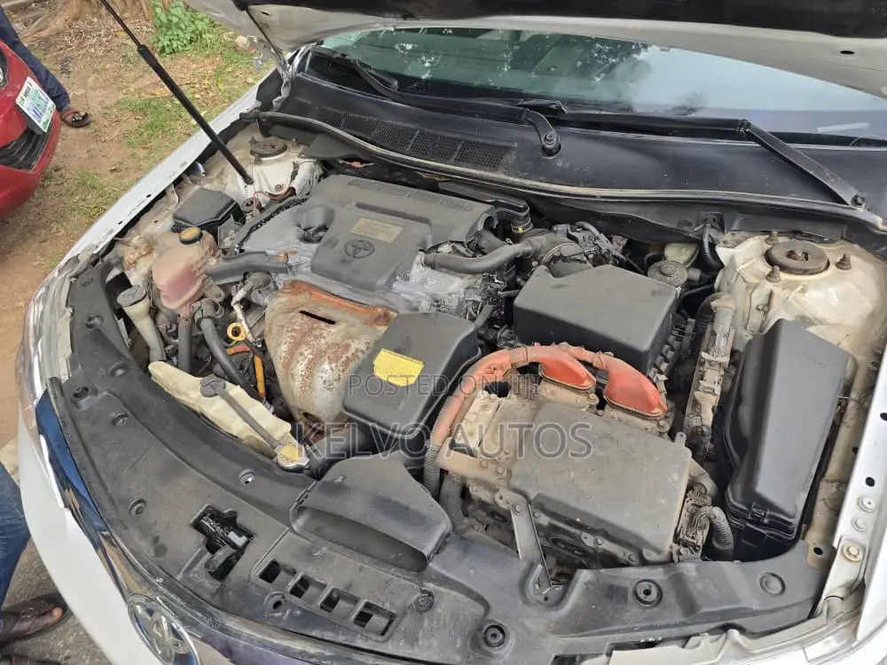 Toyota Camry 2014 White
