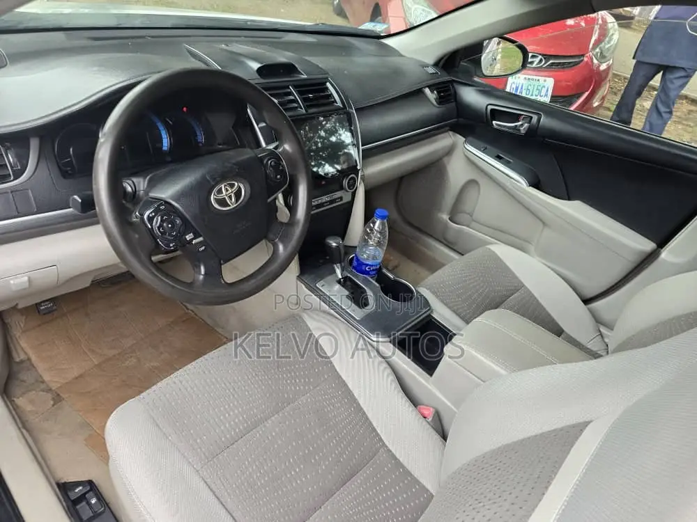 Toyota Camry 2014 White