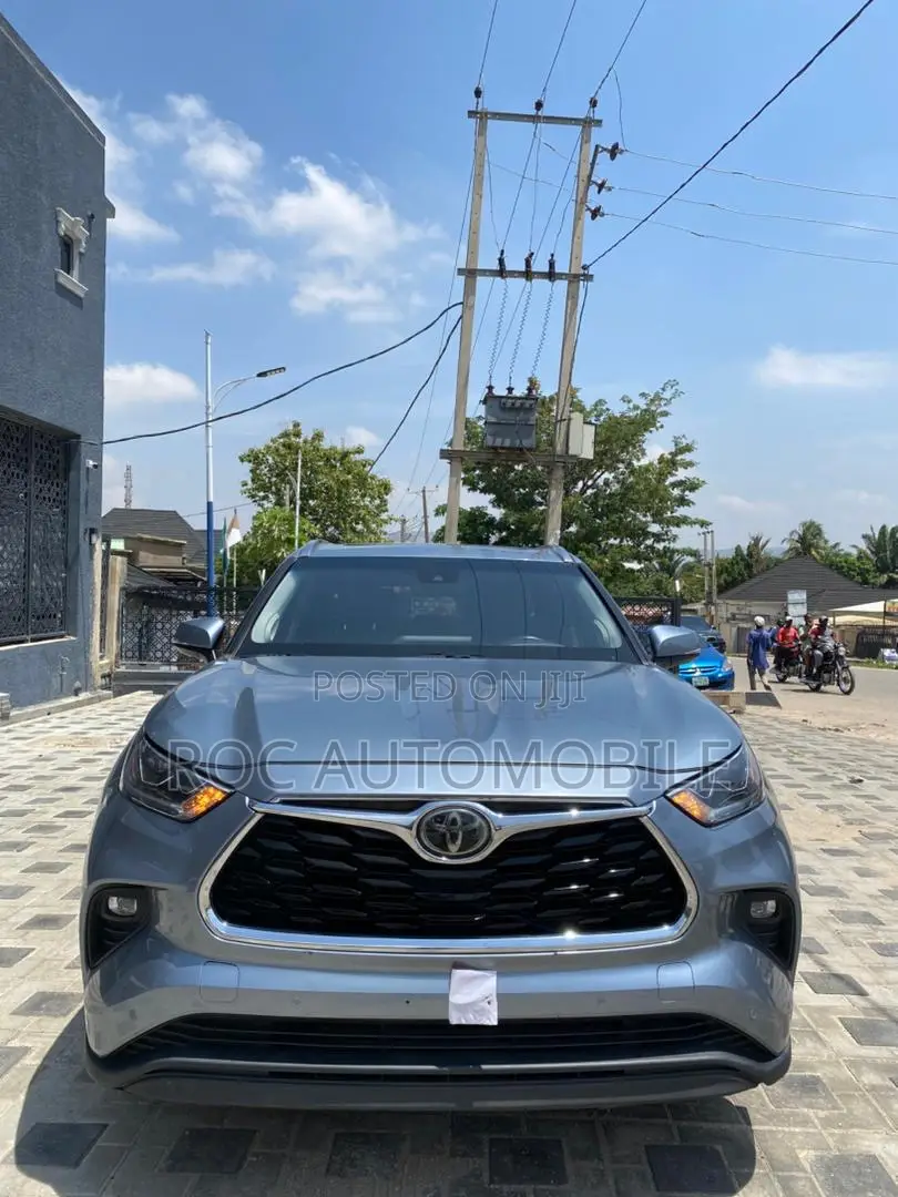 Toyota Highlander 2020 Blue