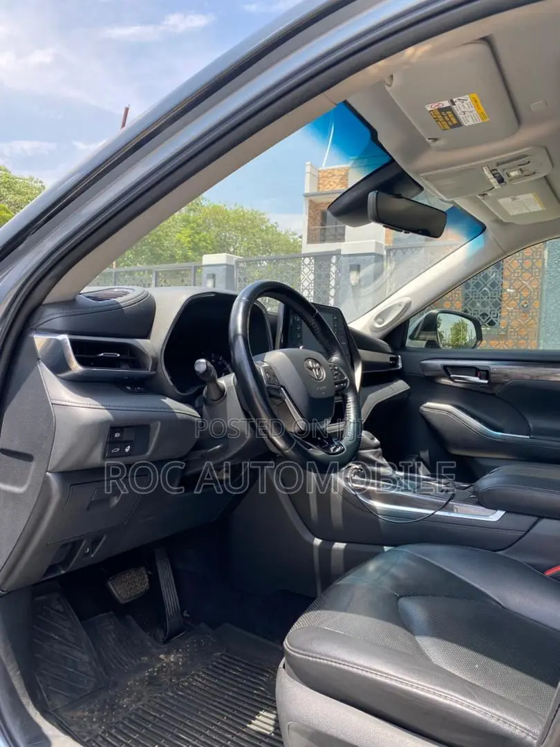 Toyota Highlander 2020 Blue